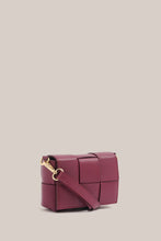 Load image into Gallery viewer, Margot Mini Bordeaux Leather | Vestirsi