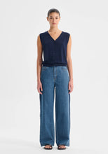Load image into Gallery viewer, Rhyan Knit Vest Navy / Morrison