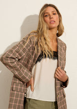 Load image into Gallery viewer, Toni Relaxed Blazer Pink Tweed | Auguste