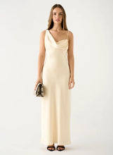 Load image into Gallery viewer, Zest Midi Dress | Esmaee