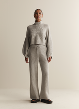 Load image into Gallery viewer, Elizabeth Wool Quilt Knit Pant, Grey | Joslin