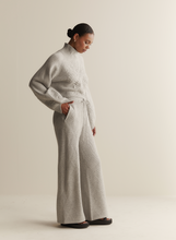Load image into Gallery viewer, Elizabeth Wool Quilt Knit Pant, Grey | Joslin