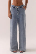 Load image into Gallery viewer, Etch Denim Jeans, Heritage Blue | Sovere