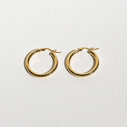 Classic Hoops Medium Gold | Saint Valentine