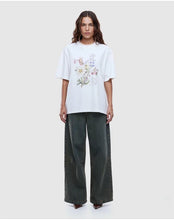 Load image into Gallery viewer, Bouquet Tee Vintage White | Ena Pelly