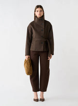 Load image into Gallery viewer, Incline Jacket Chocolate / Esmaee