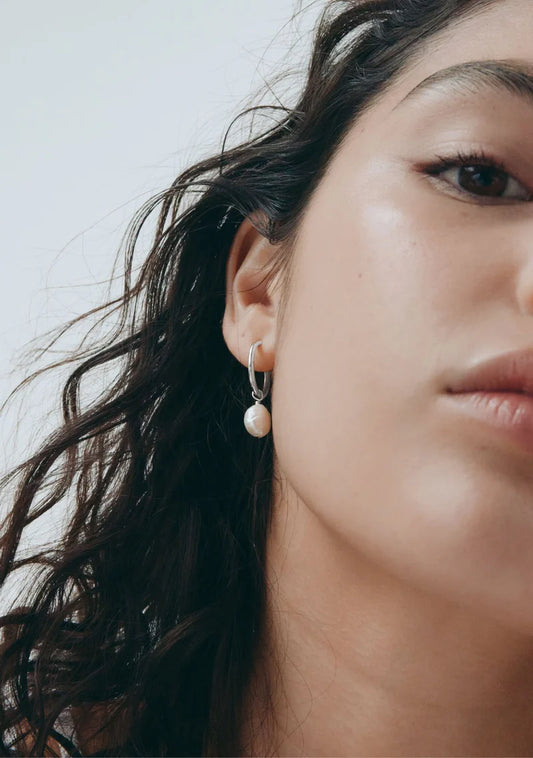 Mini Keshi Pearl Hoops Silver | Saint Valentine