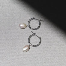 Load image into Gallery viewer, Mini Keshi Pearl Hoops Silver | Saint Valentine