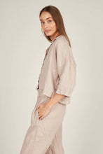 Load image into Gallery viewer, Island Shirt Dove / Primness