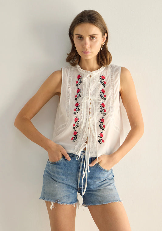 Bellamy Embroidered Blouse White / Auguste
