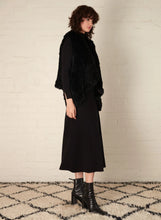 Load image into Gallery viewer, Assure Fur Vest, Black | Esmaee