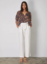 Load image into Gallery viewer, St Lucia Blouse | Esmaee