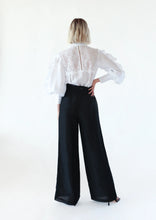 Load image into Gallery viewer, Bisous Long Sleeve Blouse, Blanche | Saint Armont