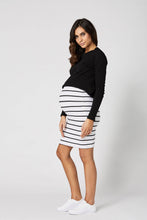 Load image into Gallery viewer, Downtown Skirt White/Black- LEGOE