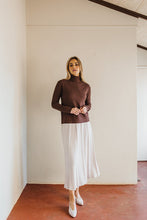 Load image into Gallery viewer, Winnie Waffle Knit Toffee | IRIS &amp; WOOL
