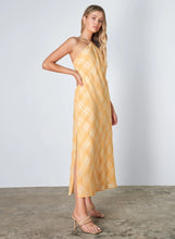 Load image into Gallery viewer, Indra Maxi Dress Mango | Esmaee