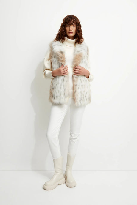 Rubicon Vest | Unreal Fur