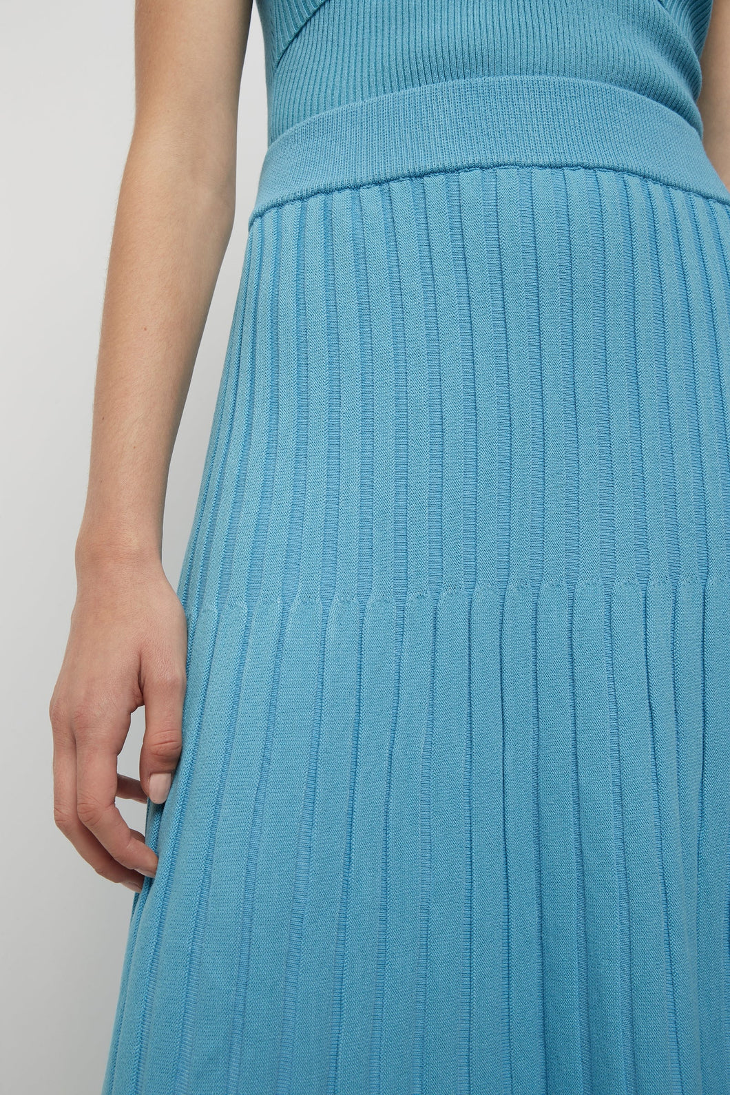 Nebula Knit Skirt, Azure Blue | FRIEND of AUDREY