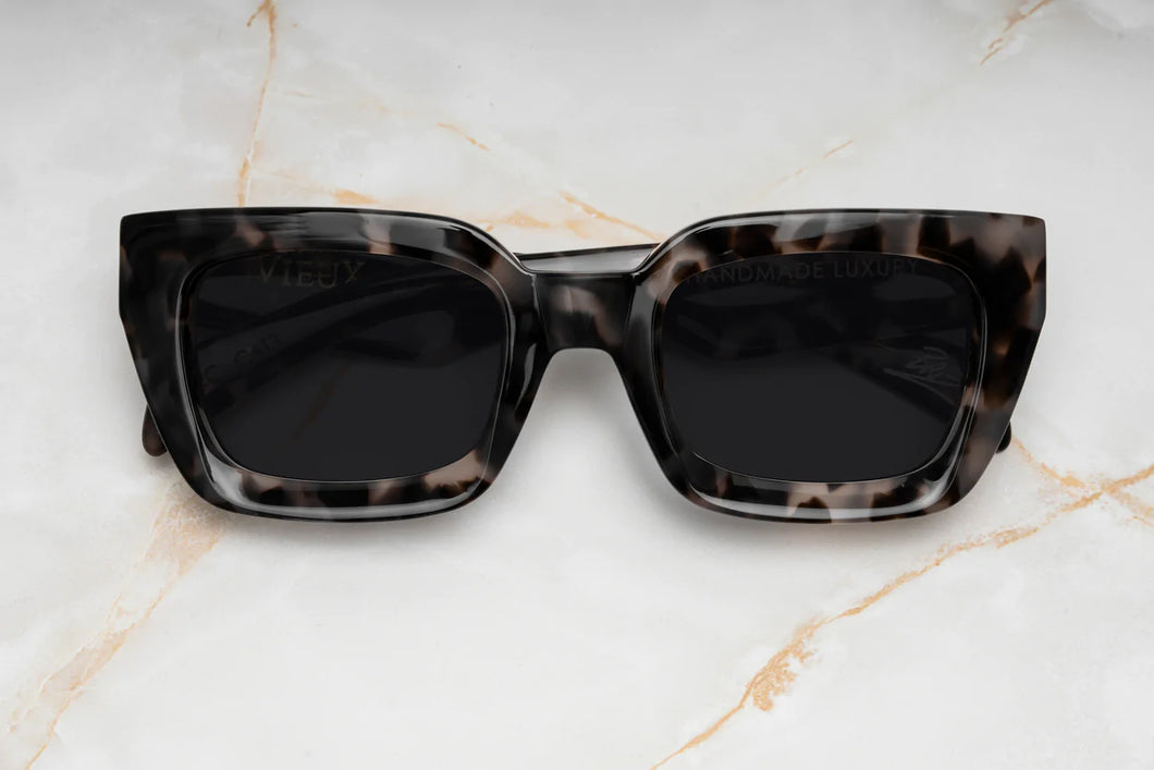 VERSAILLE, Chocolate Tortoise | VIEUX